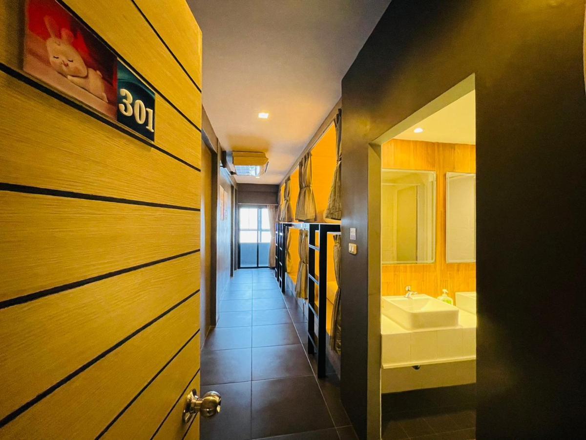 Rabbitel Phuket Hostel Exterior foto