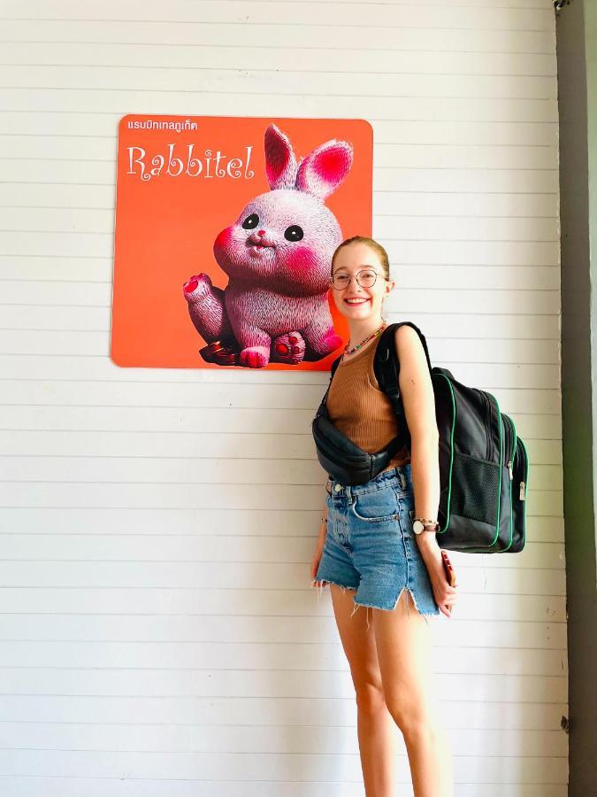 Rabbitel Phuket Hostel Exterior foto
