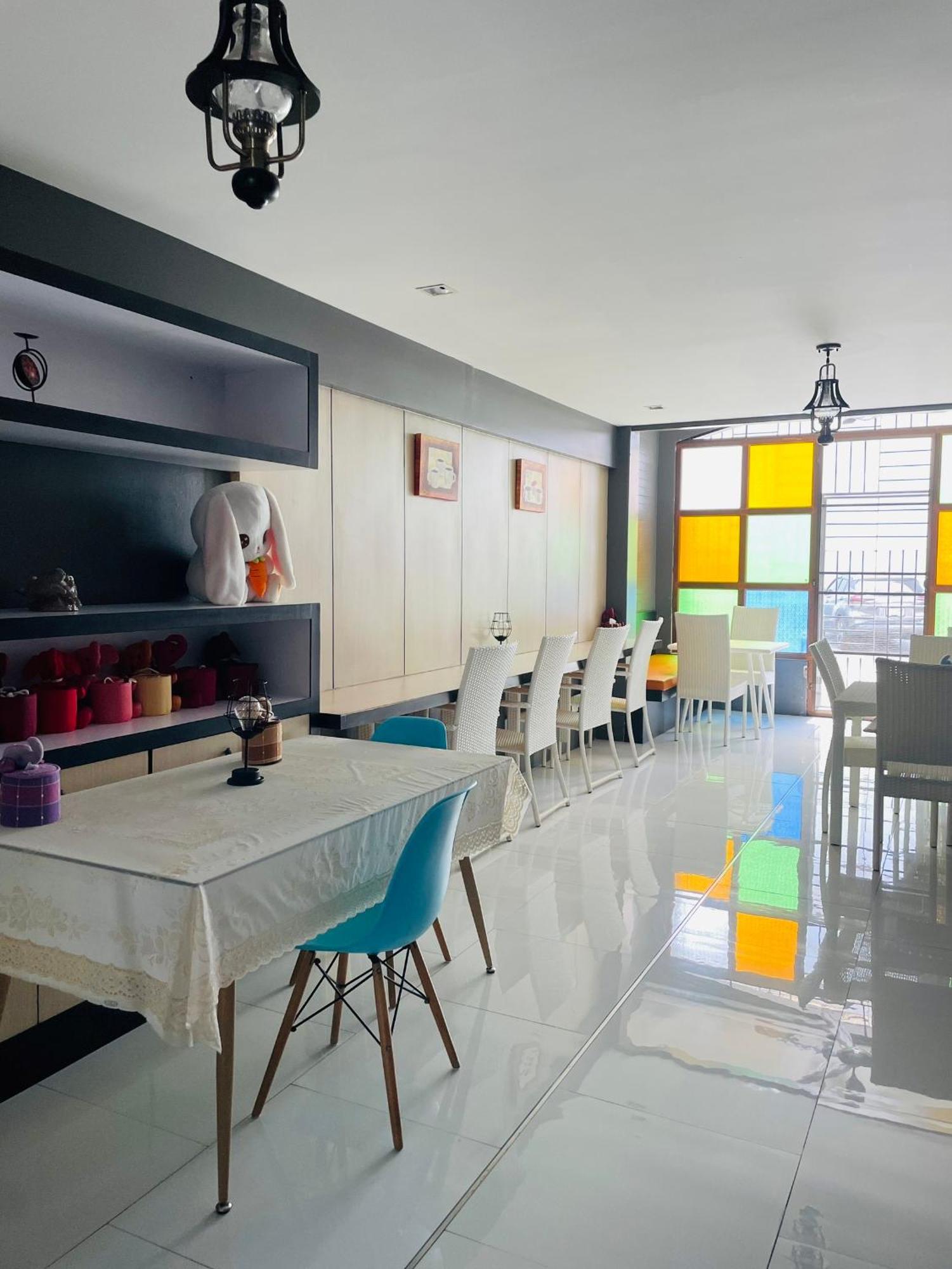 Rabbitel Phuket Hostel Exterior foto