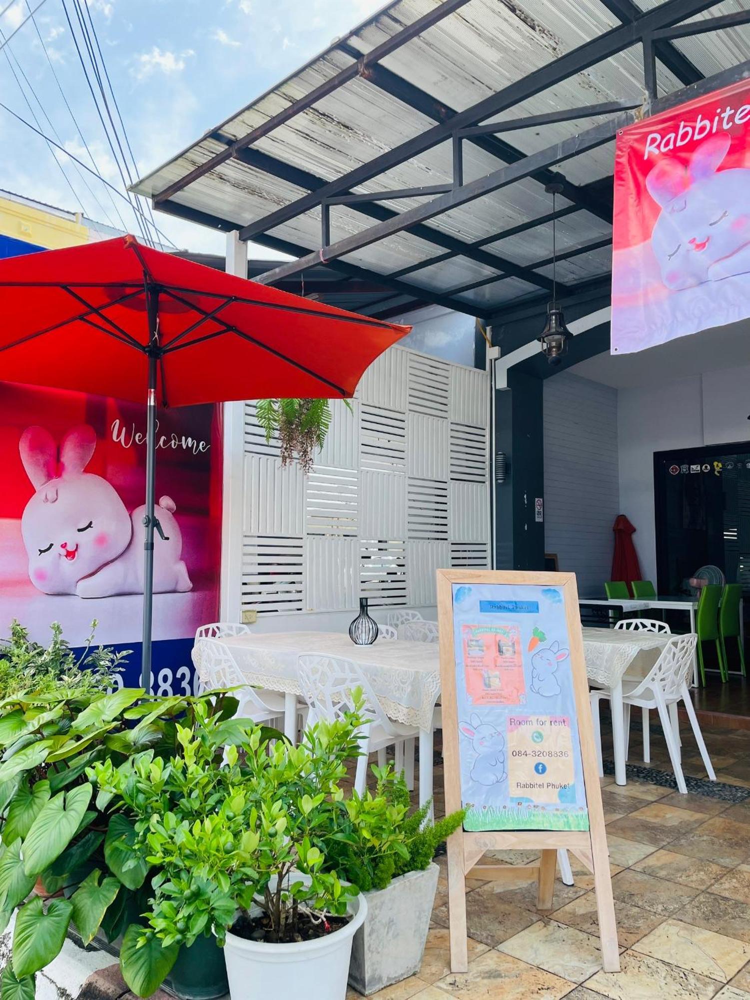 Rabbitel Phuket Hostel Exterior foto